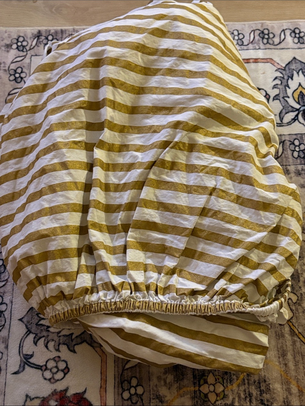 🍾 Pottery Barn Emily & Meritt gold striped QUEEN FITTED SHEET